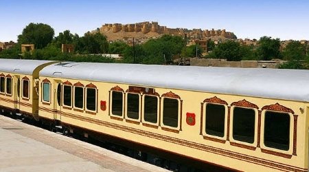 Palace on Wheels Train